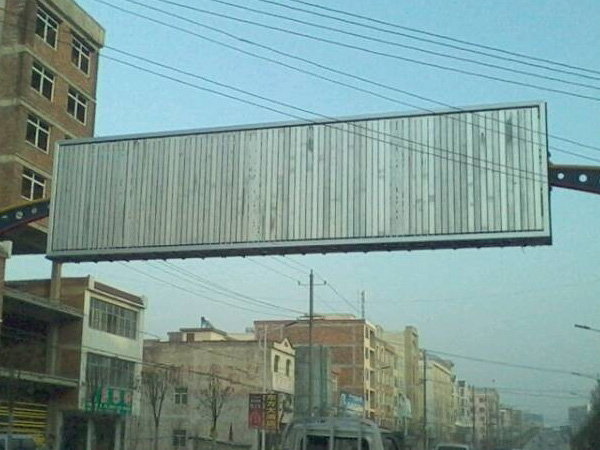 三面翻廣告牌使用過(guò)程中導(dǎo)致故障出現(xiàn)的因素